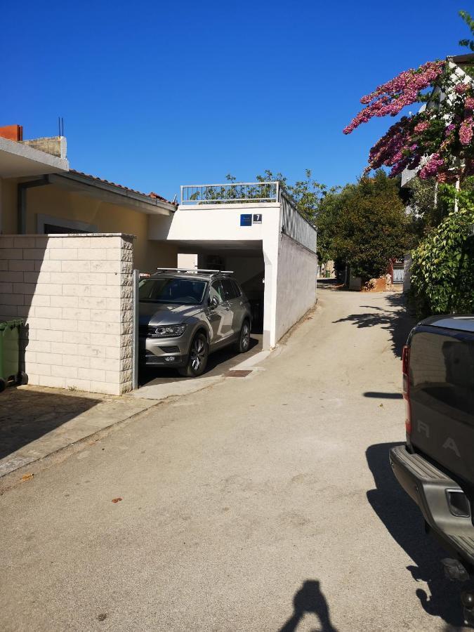 Apartman Nino Donji Okrug  Buitenkant foto