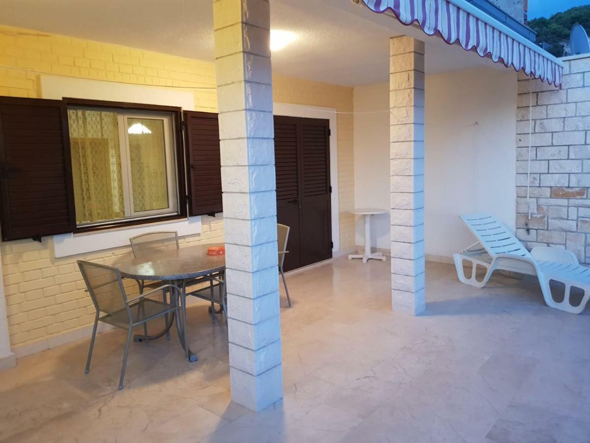 Apartman Nino Donji Okrug  Buitenkant foto