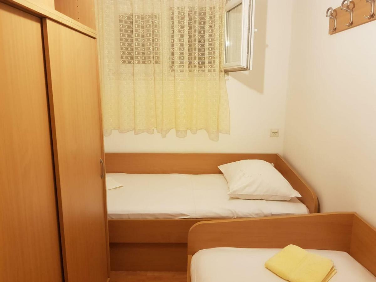Apartman Nino Donji Okrug  Buitenkant foto