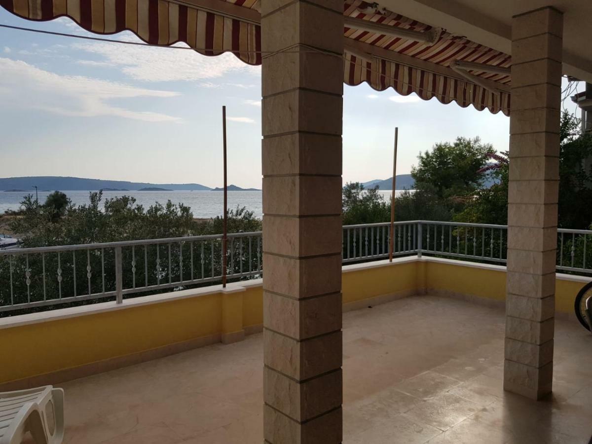 Apartman Nino Donji Okrug  Buitenkant foto